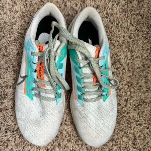 Nike running shoes women’s size 8
